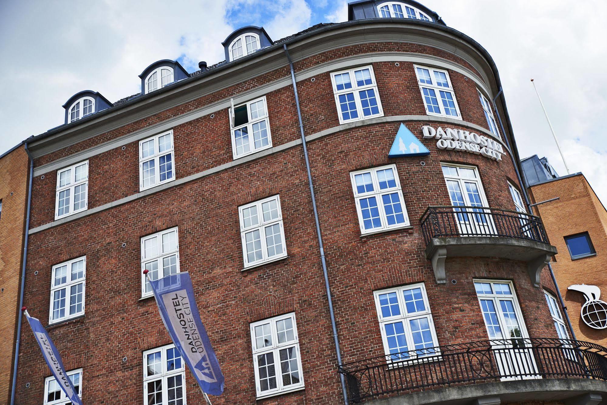 Danhostel Odense City ภายนอก รูปภาพ Danmarks Radio's headquarters in Copenhagen