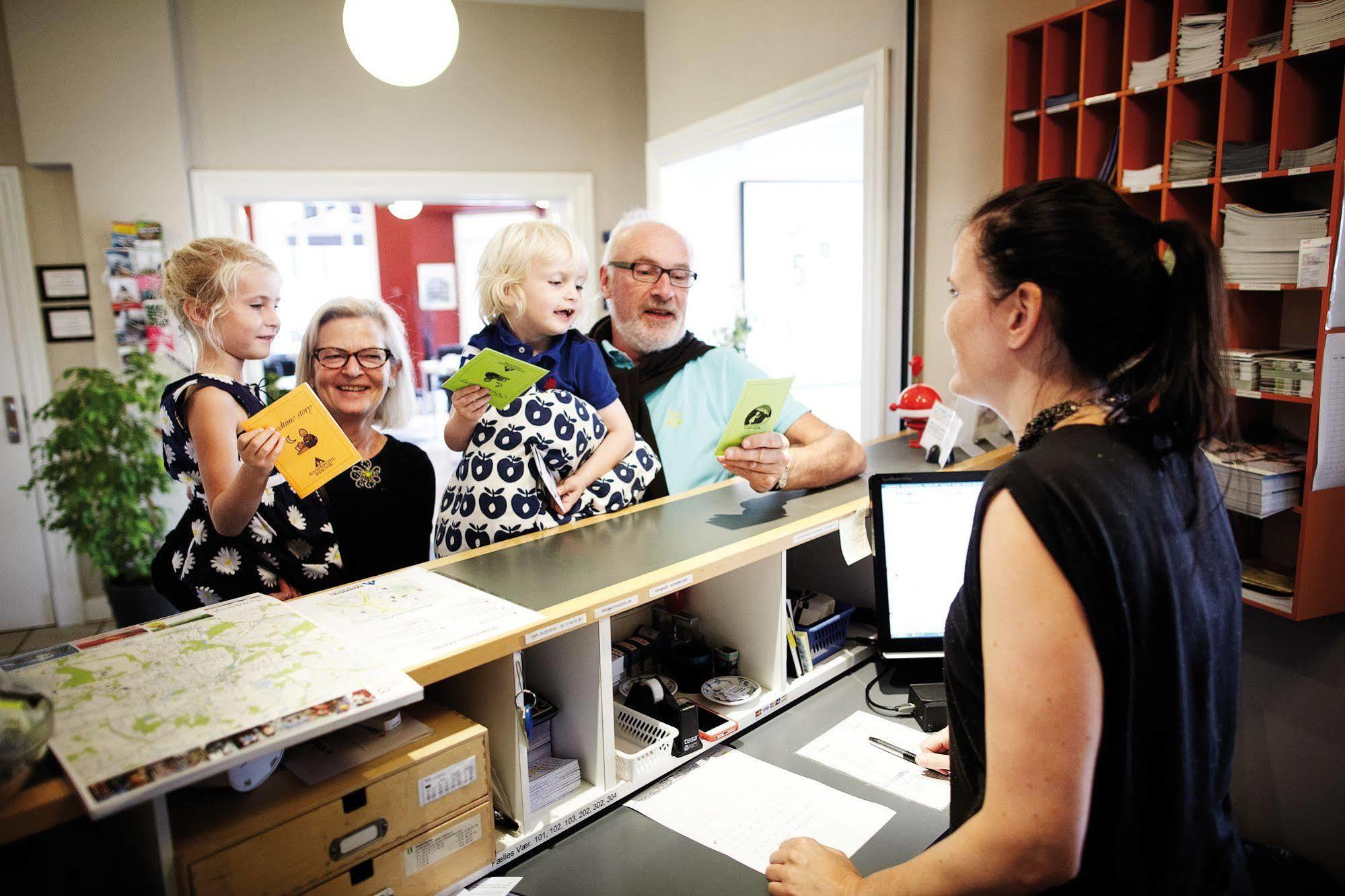 Danhostel Odense City ภายนอก รูปภาพ A library in Finland